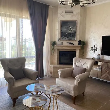 Инни Парк - Вили Вяра , Надежда И Любов Villa Sunny Beach